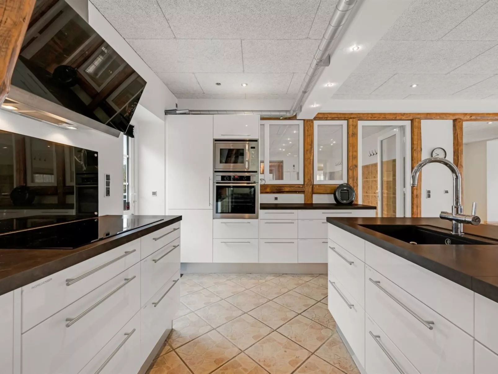 "Blaguna" - 9km to the fjord - Binnen