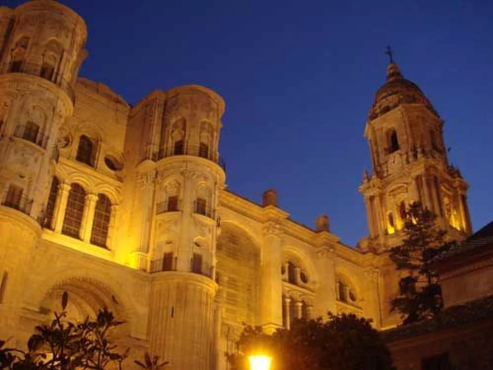 Mit Privatparkplatz - Buiten