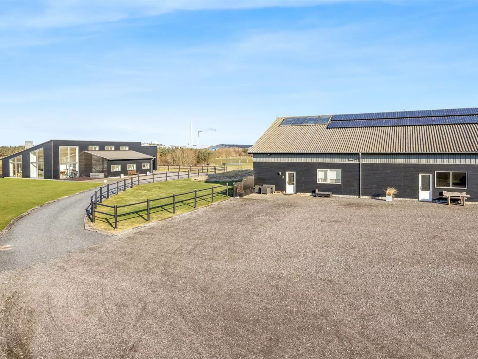 "Emelita" - 1.4km from the sea