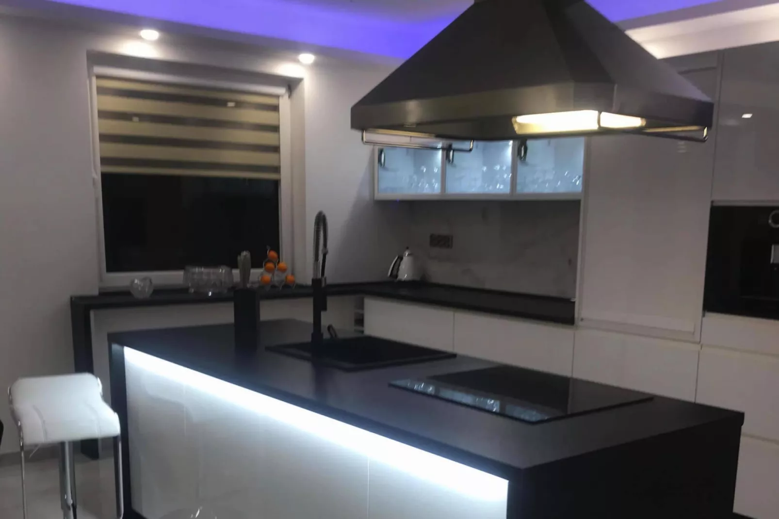 Dom wakacyjny dla 15 osób z basenem Sieciemin-Keuken