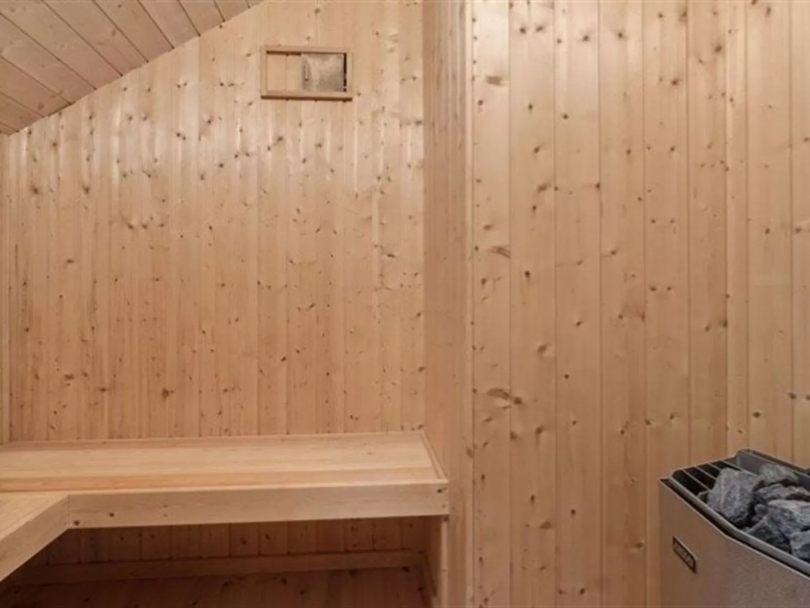 "Caranus" - 120m from the sea - Buiten