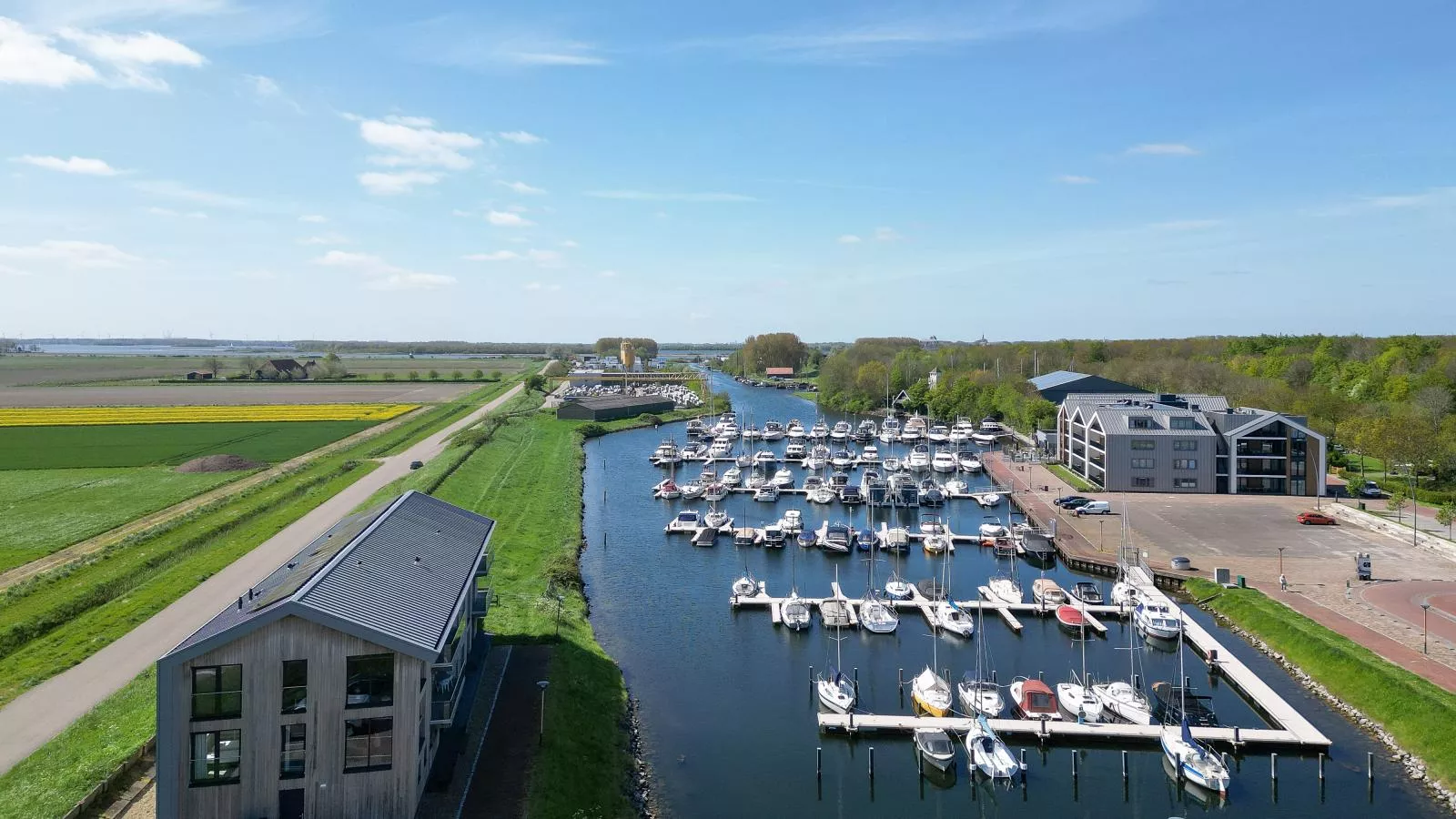 Marina Vista - Buitenkant zomer