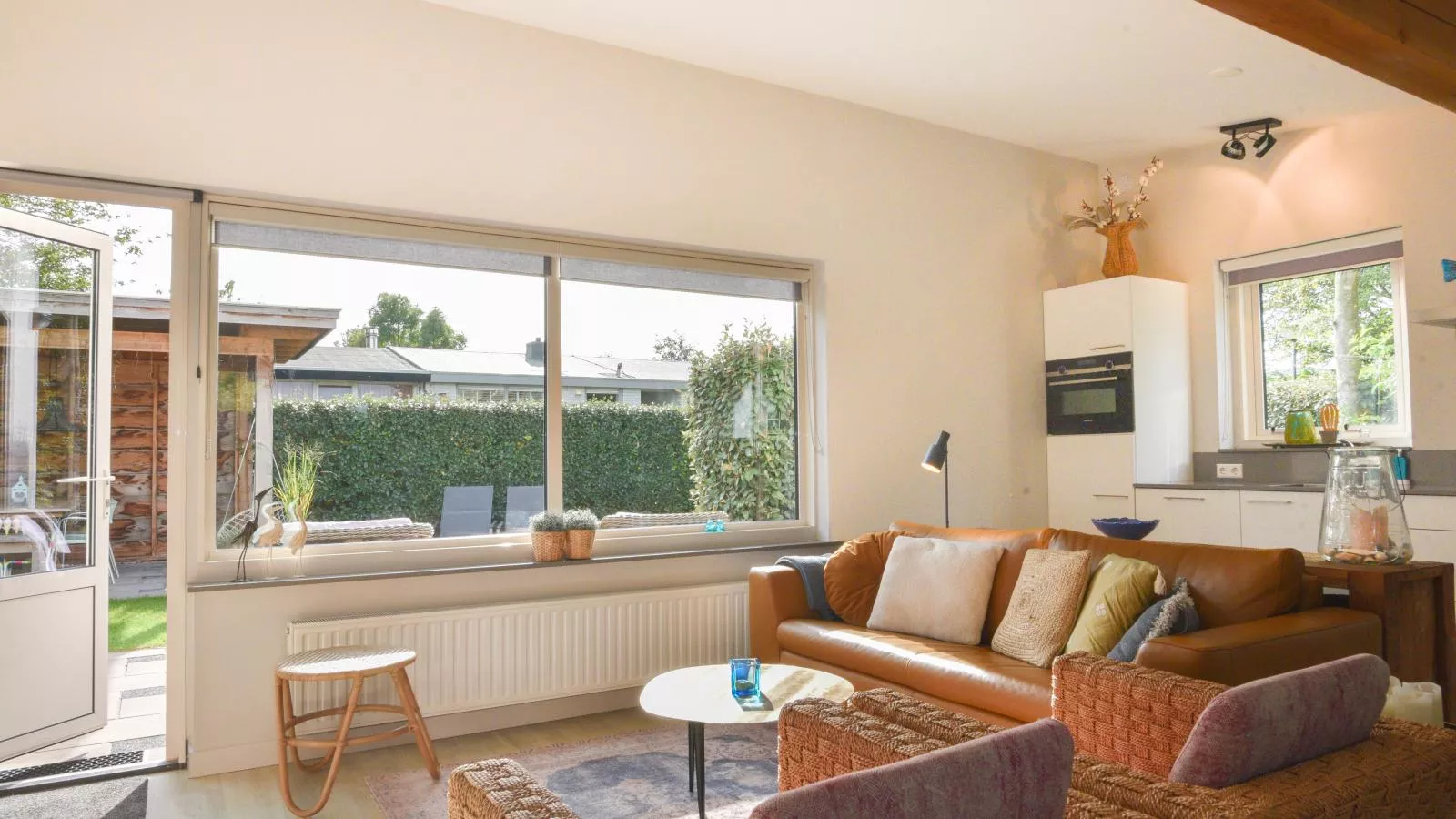 Beach House Banjaard - Woonkamer