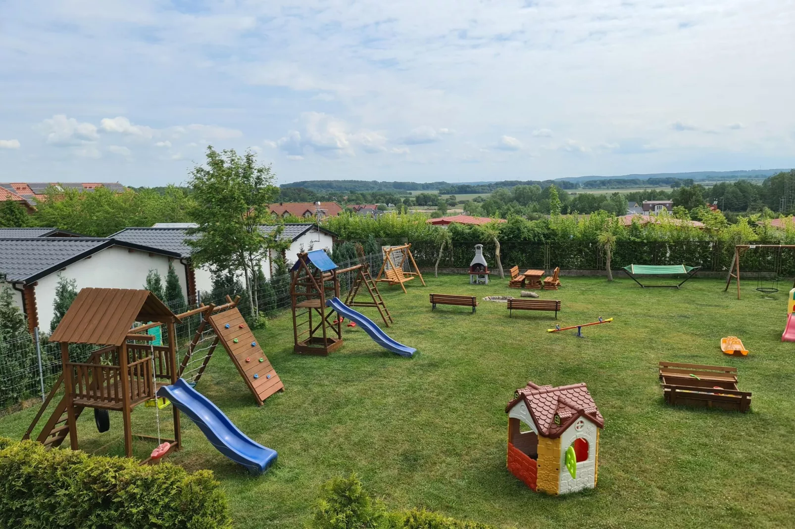 Domki piętrowe Jarosławiec-Tuinen zomer