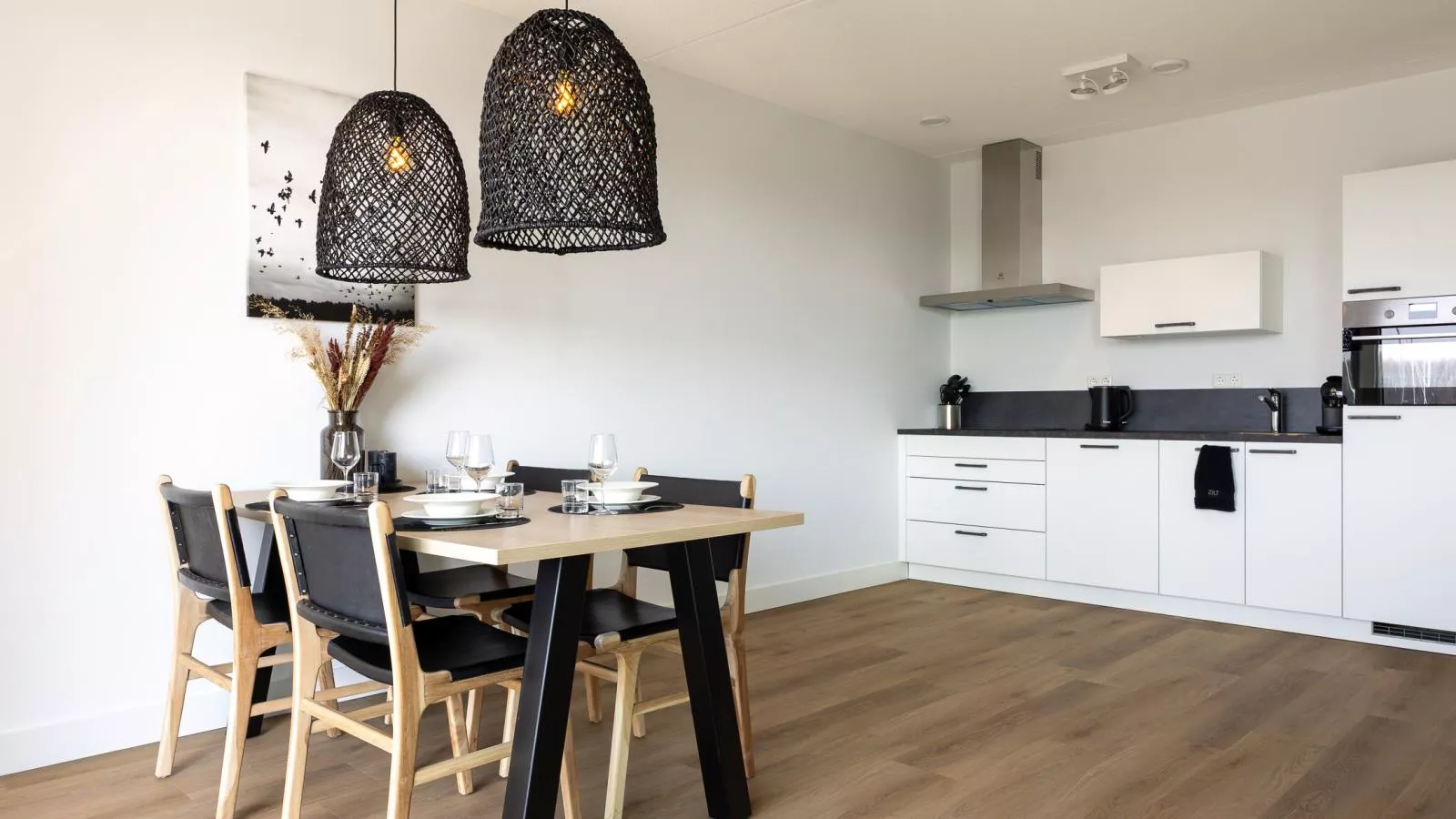 Marina Relax Suite Kortgene - Eetkamer