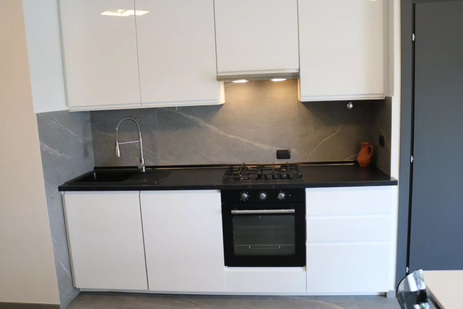 Sole del Garda V7 - Keuken