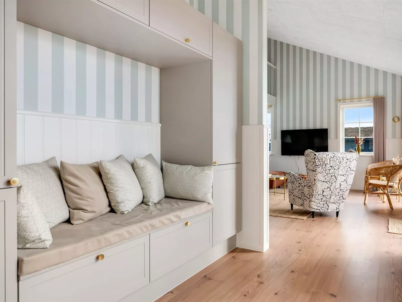 "Delan" - 650m from the sea - Binnen