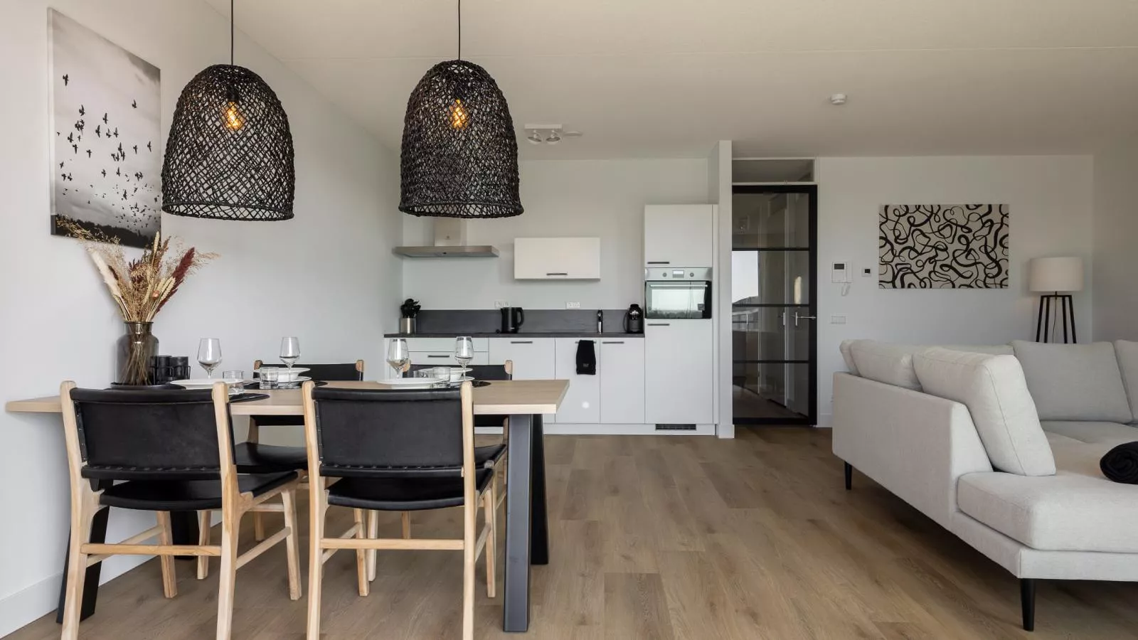 Marina Relax Suite Kortgene - Eetkamer