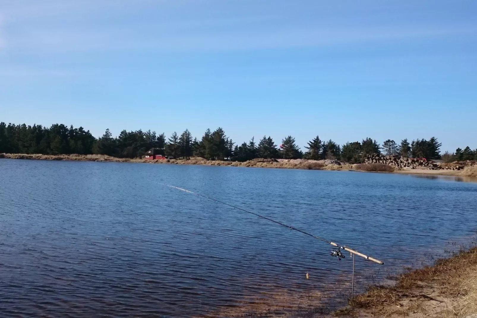 Afgelegen toevluchtsoord met uitzicht - Waterzicht
