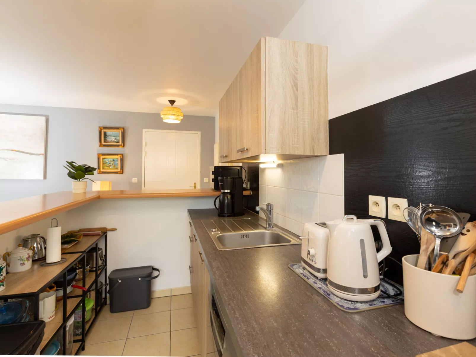 Les Orchidées - Binnen