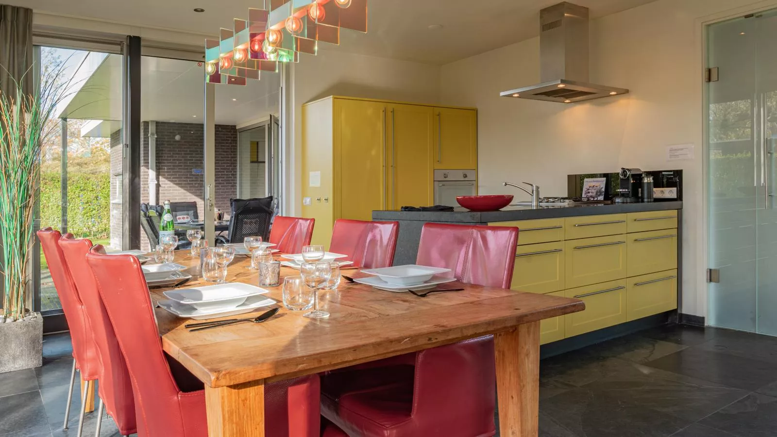 Zwaluw aan Zee - Eetkamer