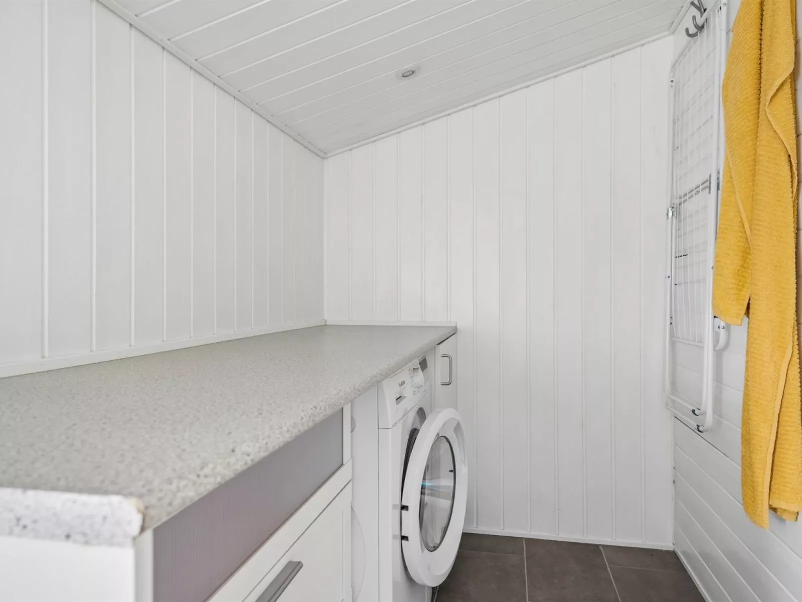 "Thorsten" - 500m from the sea - Binnen