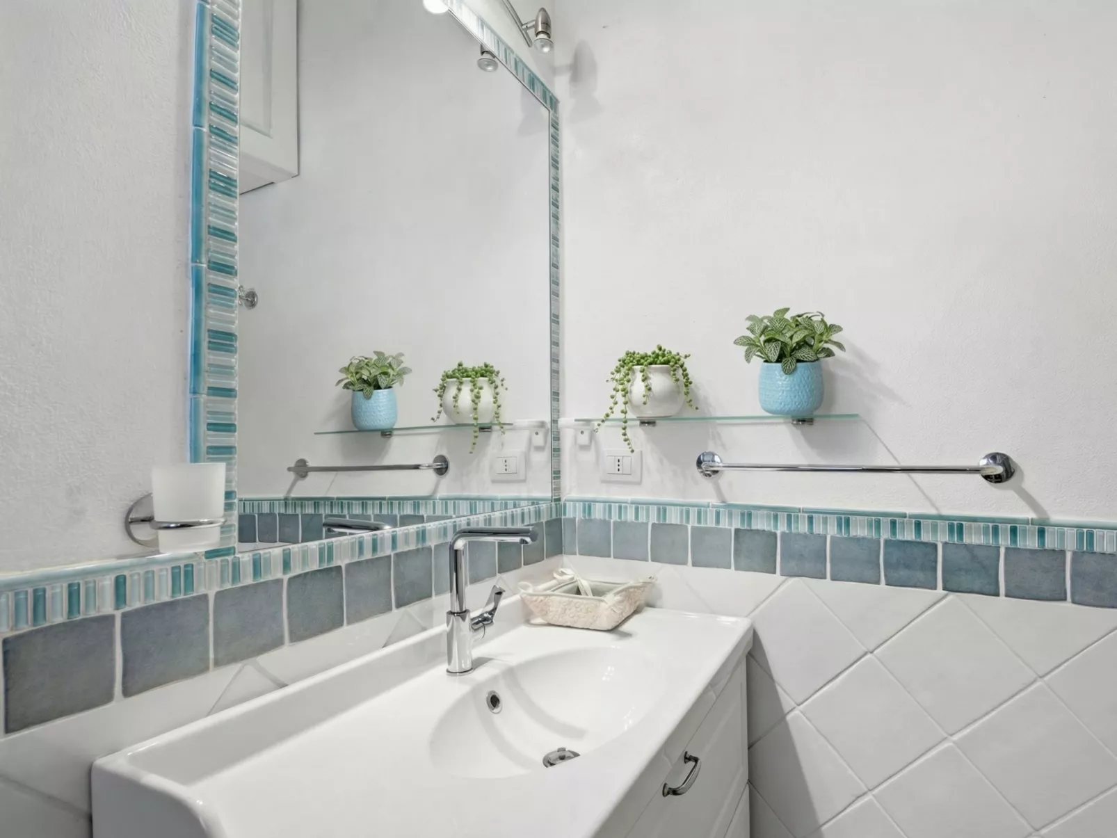 Anita Bados - Binnen