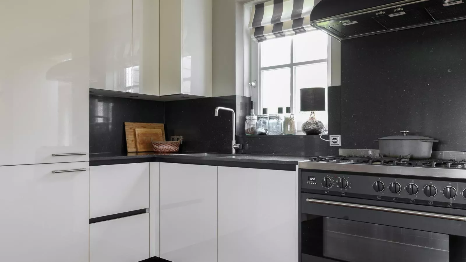 Zeeuwse Polderlodge - Keuken