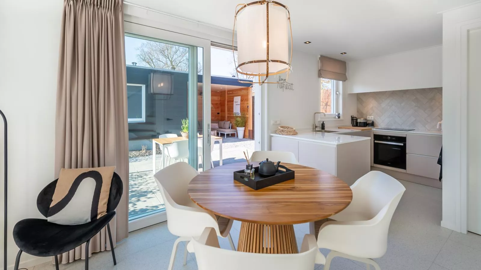 Duin Bos Retreat Oostkapelle - Eetkamer