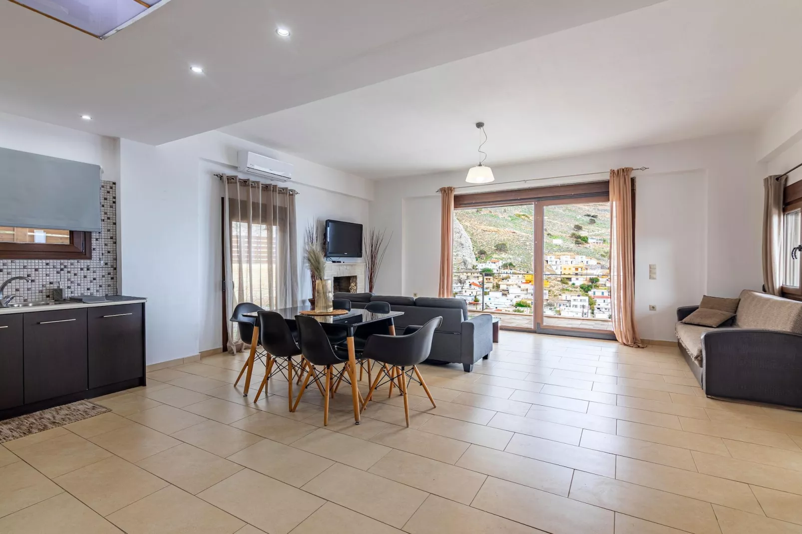 Sea View Villa Emmanuela - Eetkamer