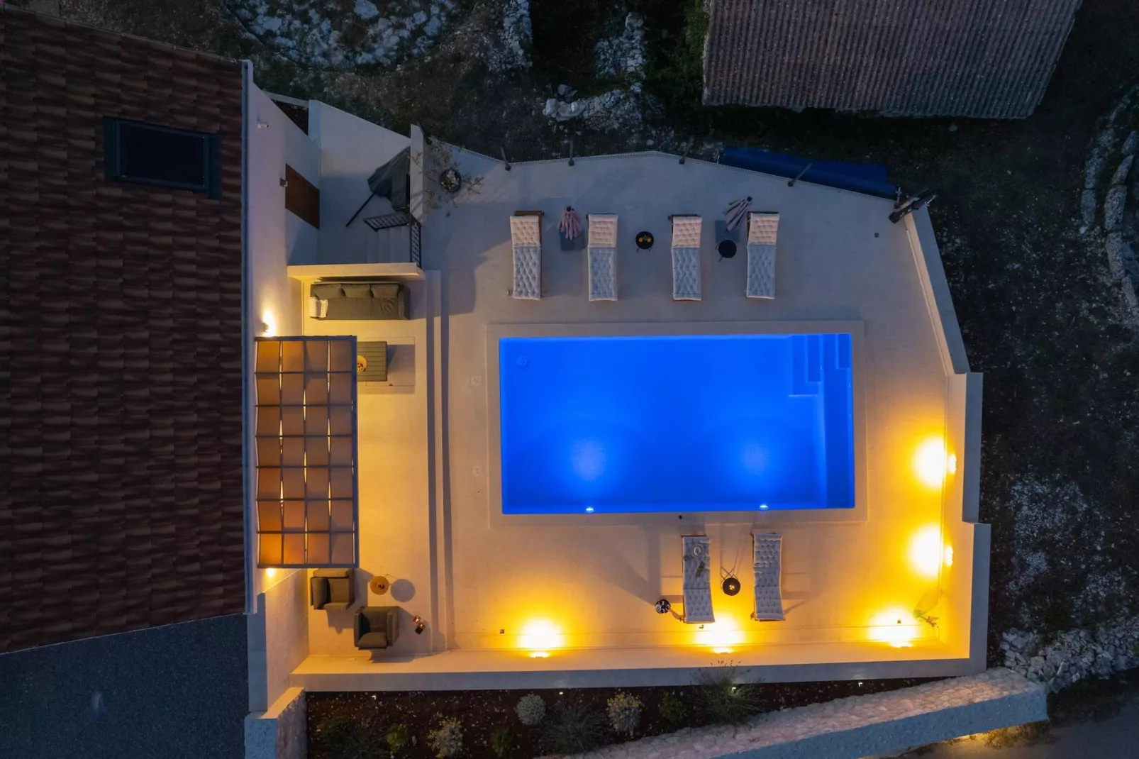 Serenity Retreat Villa - Zwembad