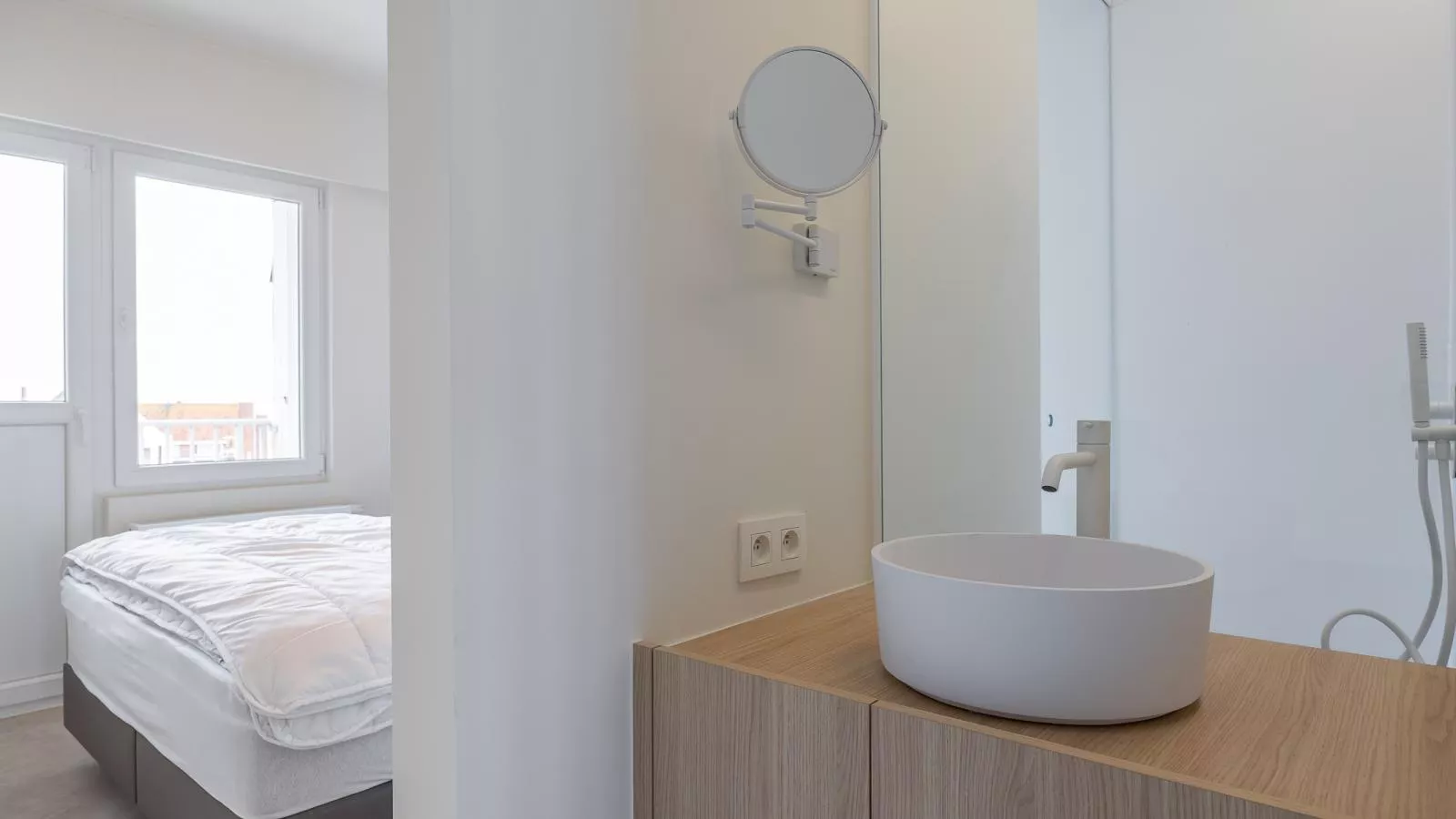 Bel Air - 0201  box 15 - Binnen