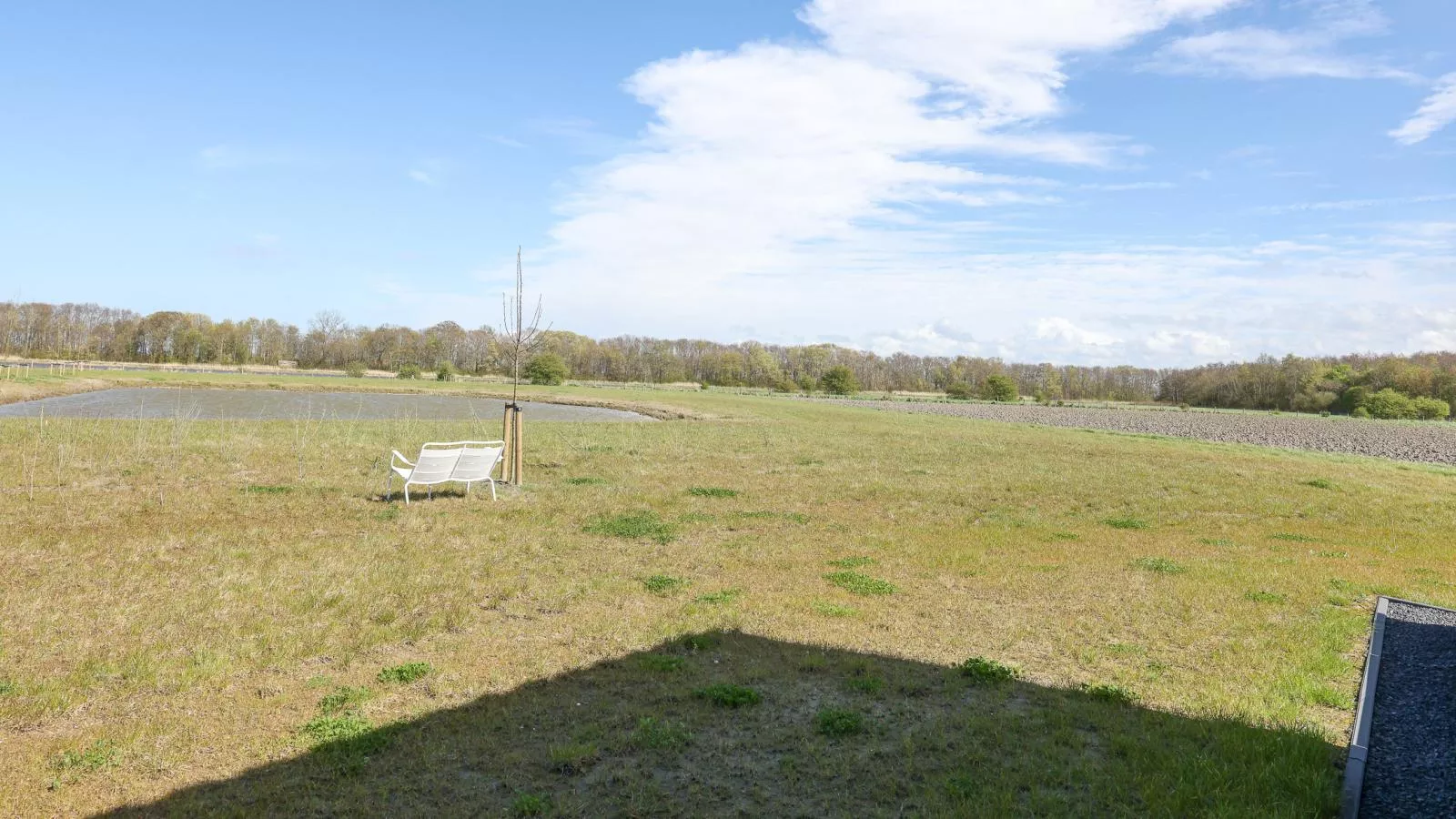 Natuurhuis Oeverzicht - Tuinen zomer