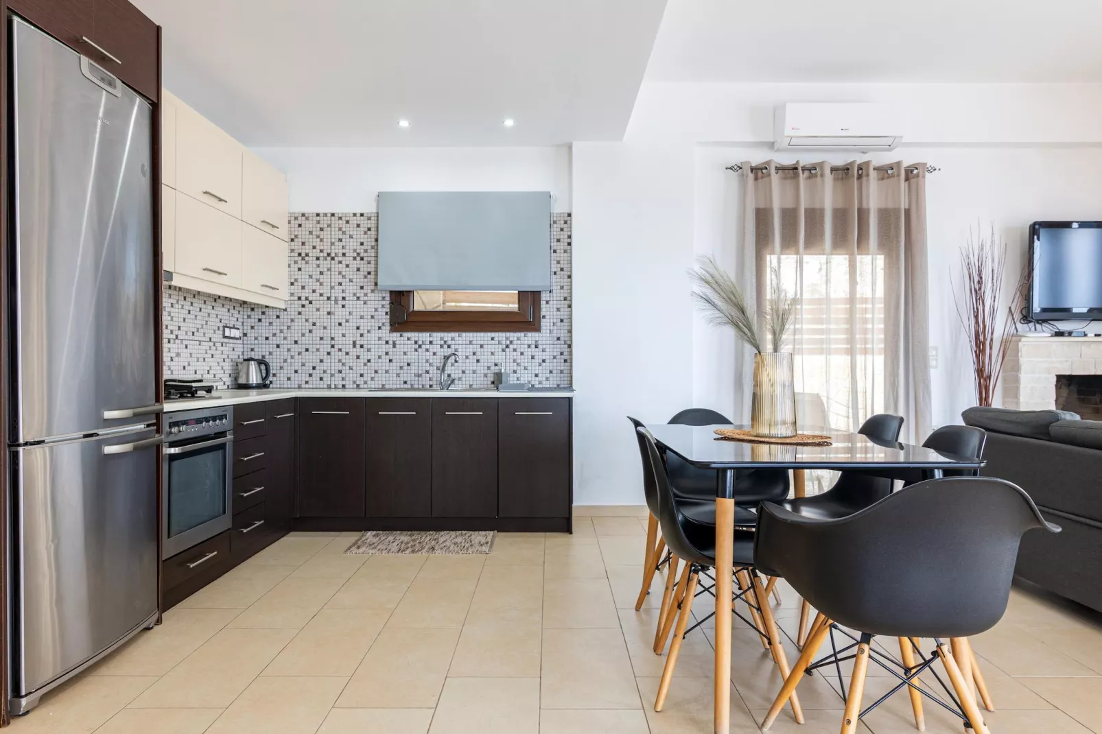 Sea View Villa Emmanuela - Eetkamer