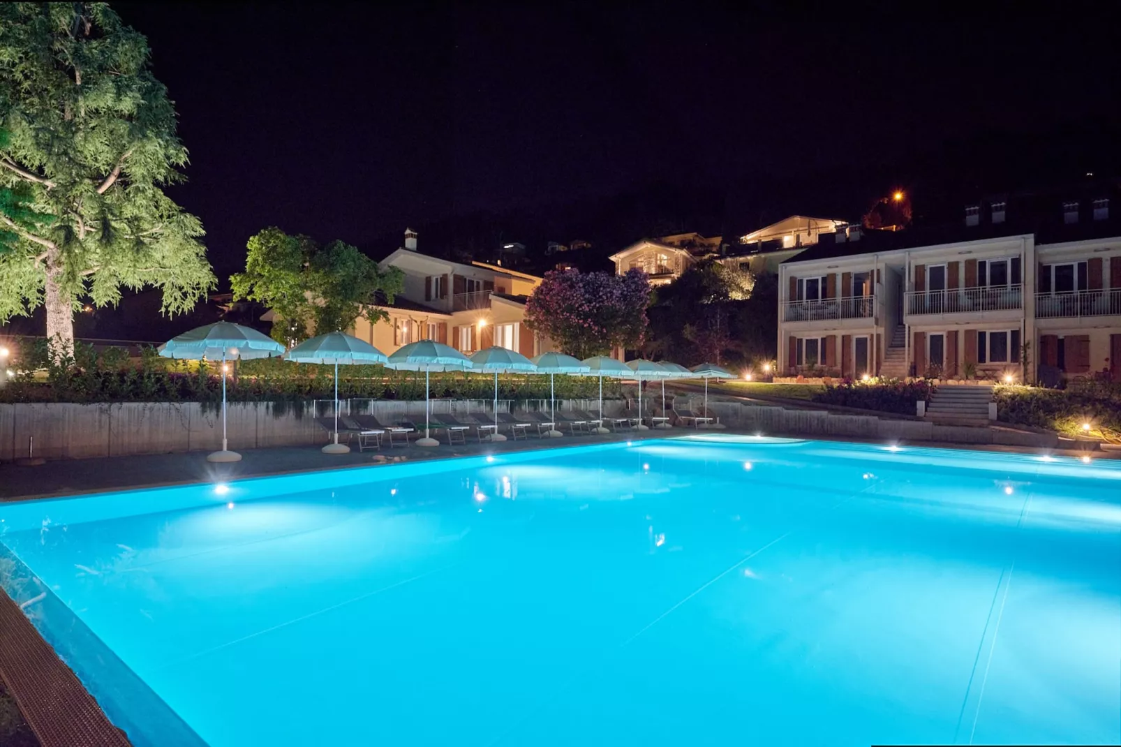 Green Park Residence - 4 Nächte - Zwembad