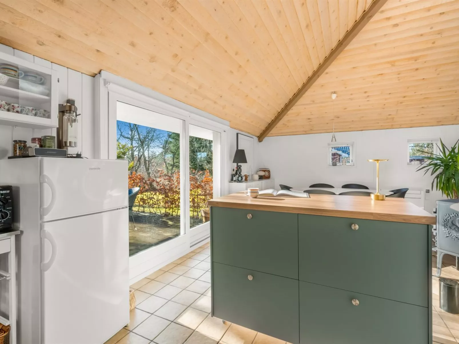 "Holmsten" - 250m to the fjord - Binnen