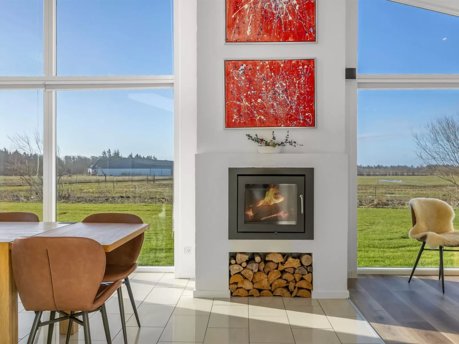 "Emelita" - 1.4km from the sea - Binnen