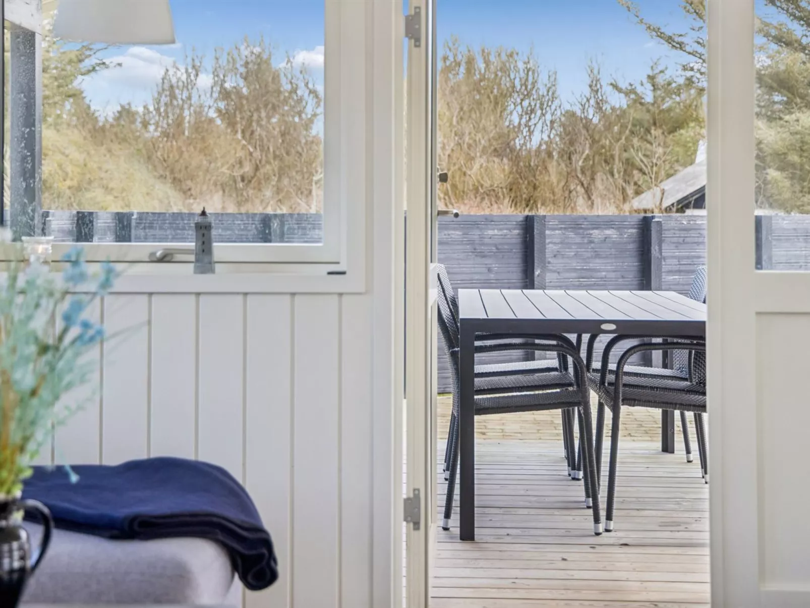 "Thorsten" - 500m from the sea - Binnen