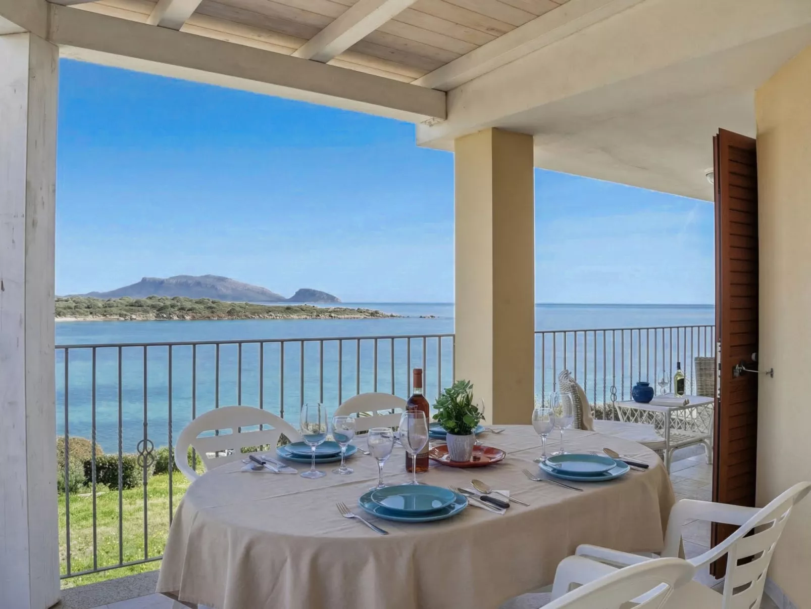 Anita Bados - Buiten