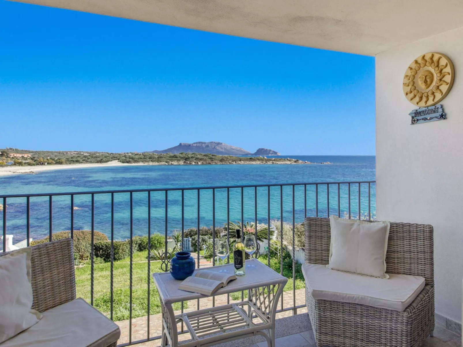 Anita Bados - Buiten