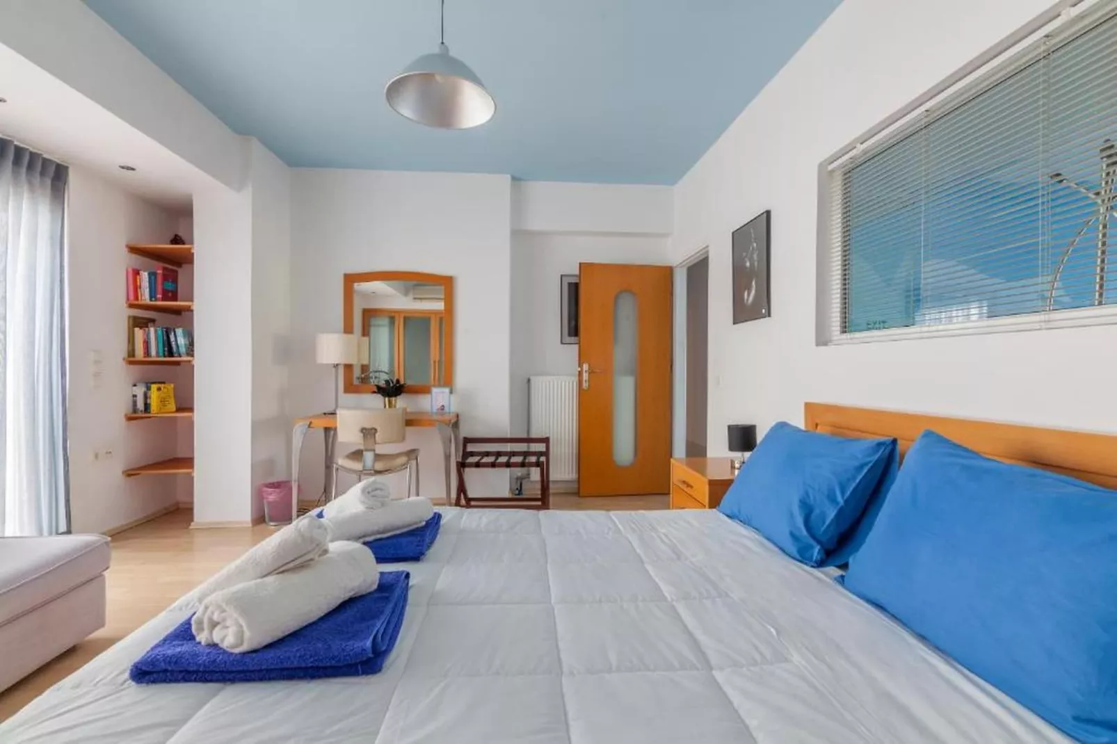 WhiteBlue Spa Villa - Slaapkamer