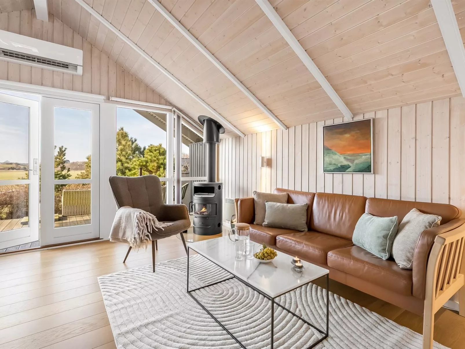 "Caranus" - 120m from the sea - Binnen