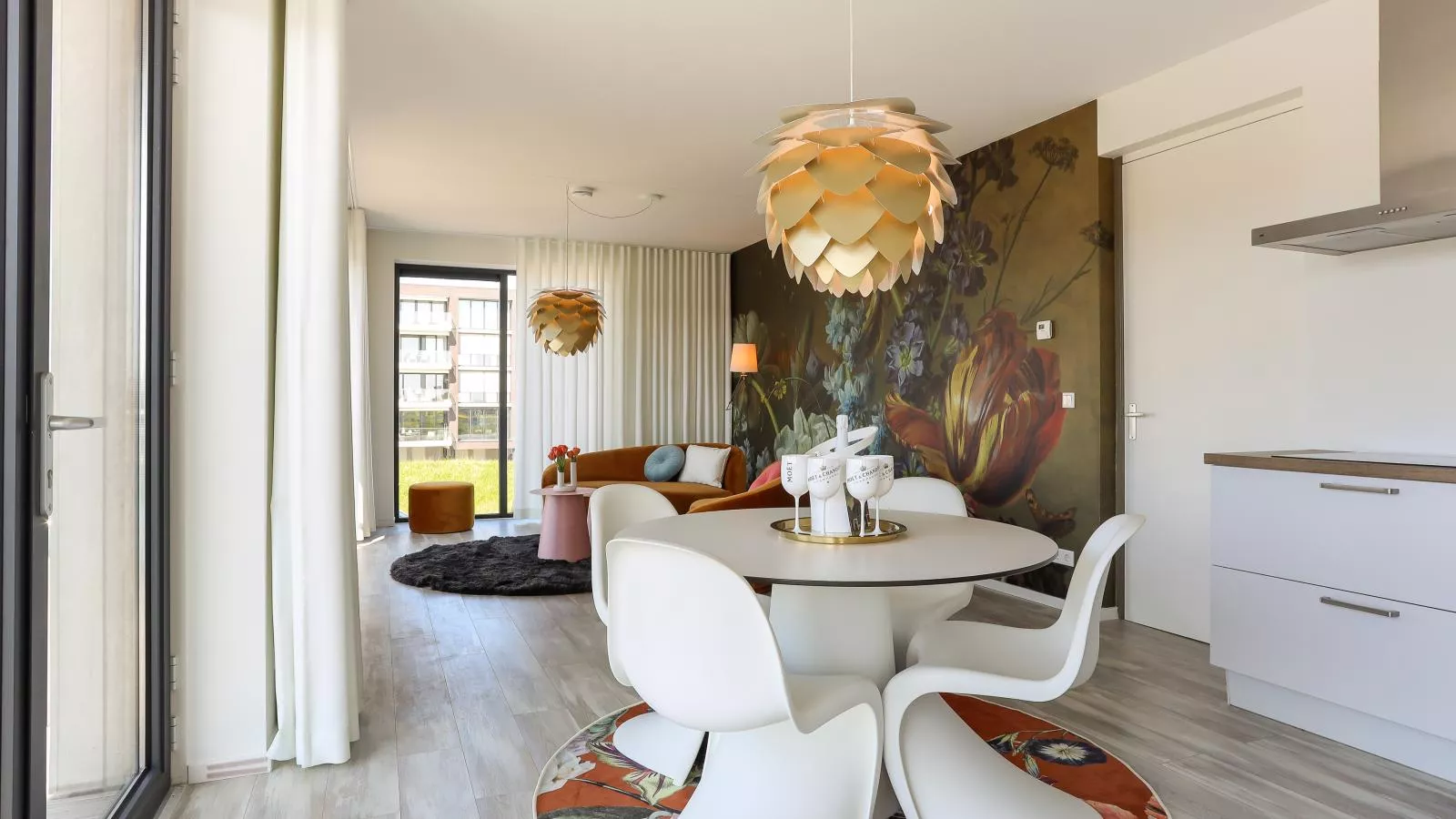 Marina Vista - Eetkamer