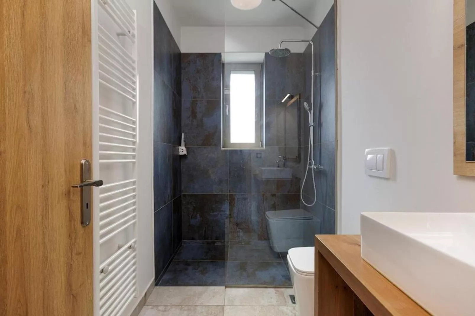 Kozilis Villas 3 - Badkamer