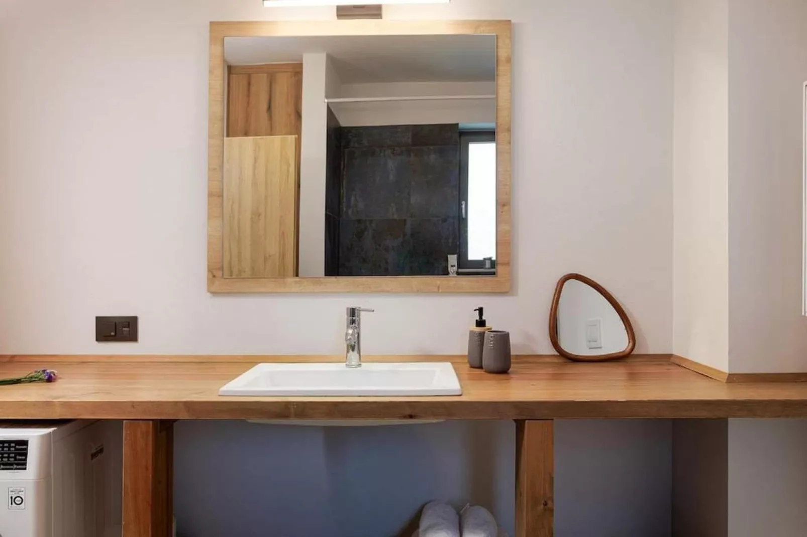 Kozilis Villas 3 - Badkamer