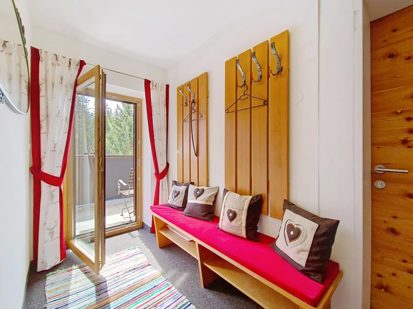 Naviser Hütte - Binnen