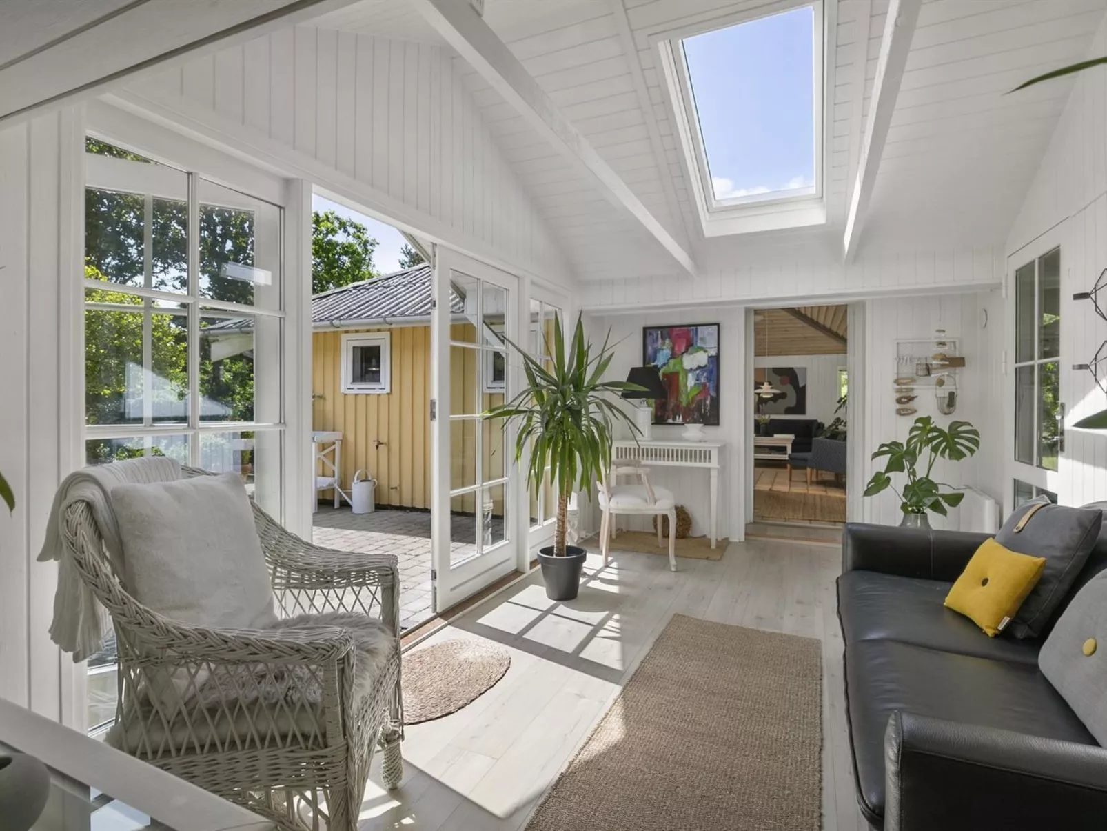 "Holmsten" - 250m to the fjord - Binnen