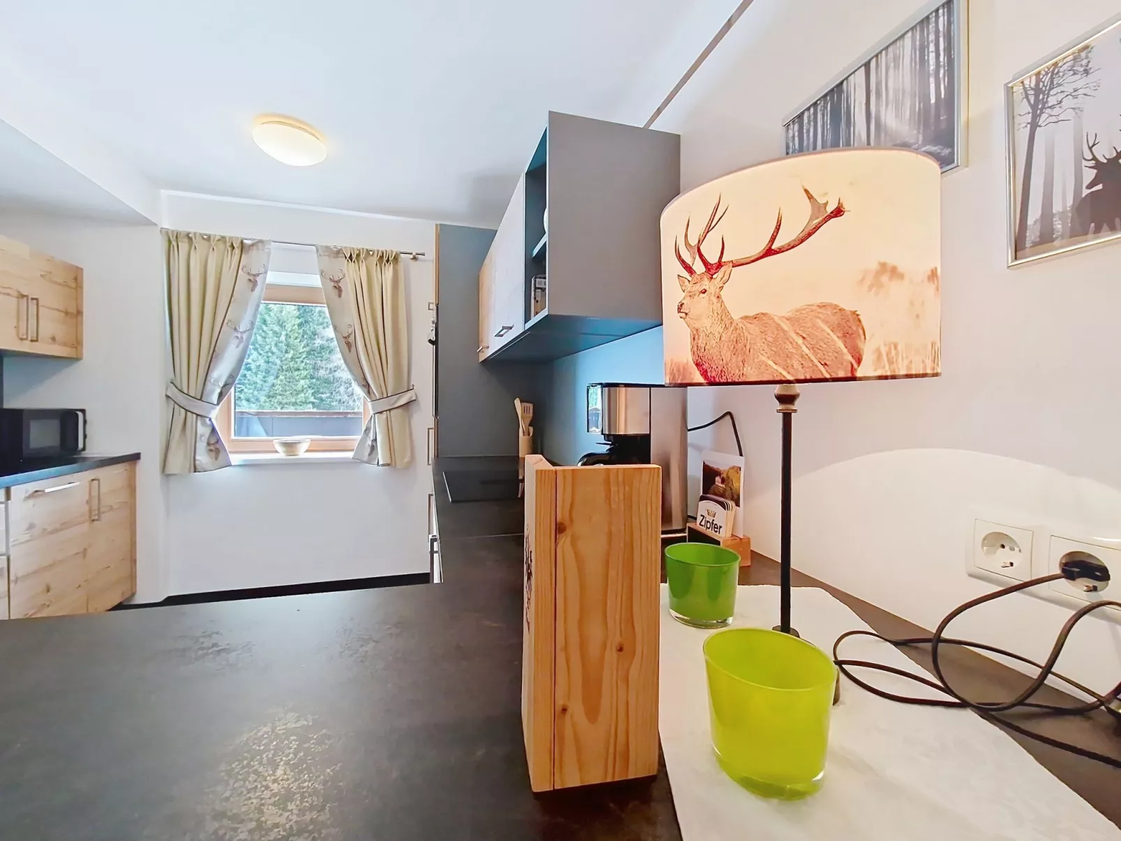 Naviser Hütte - Binnen