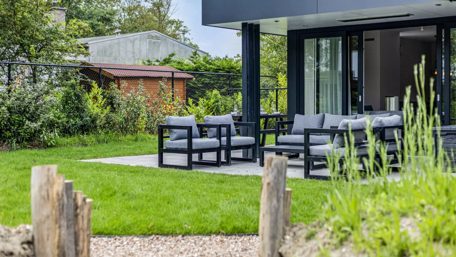 Het Duinnest - Buitenkant zomer