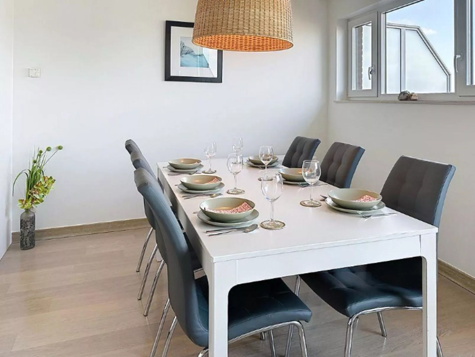 Albatros with parking - Binnen