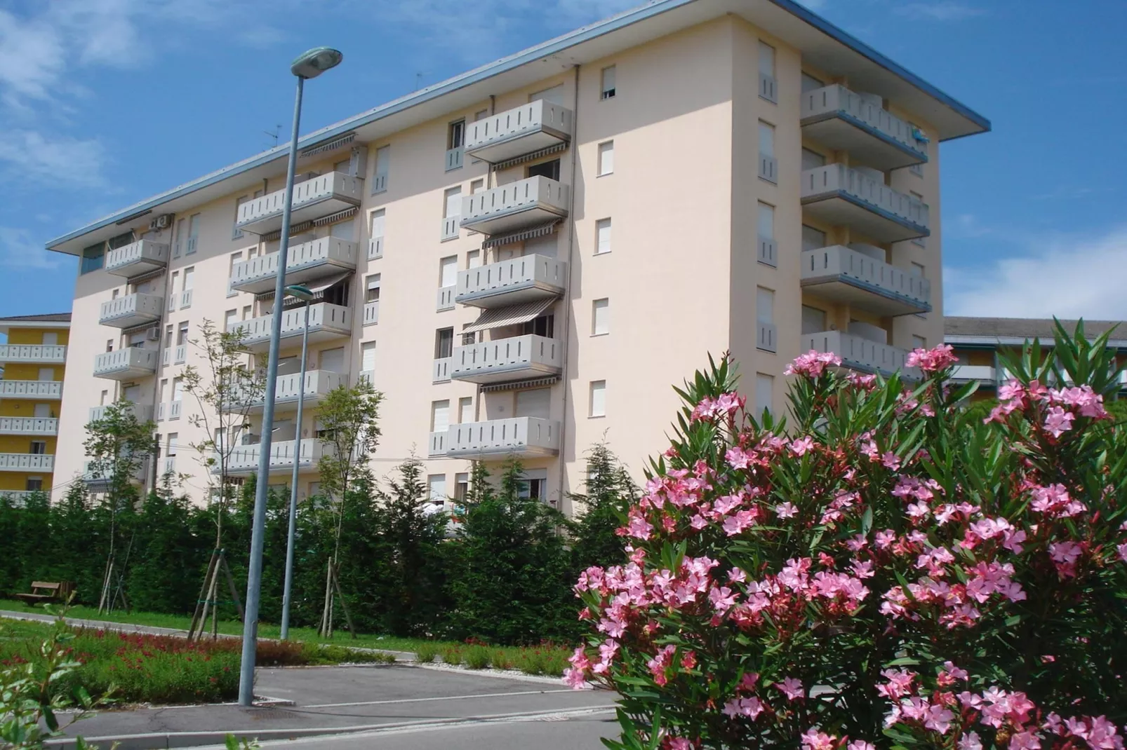 Girasole 21B - Buitenkant zomer