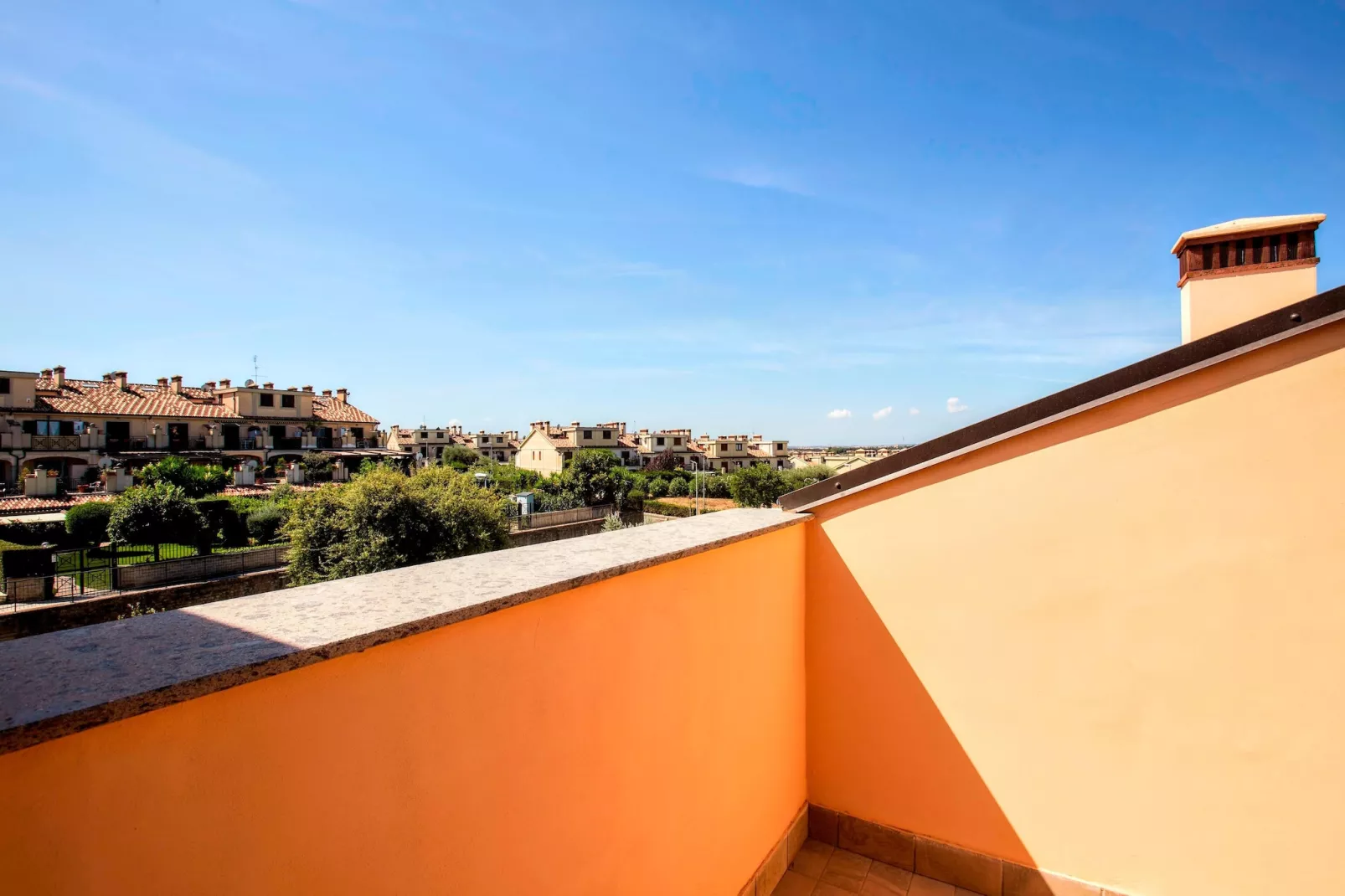 Quadrilocale vista giardino 217 - 4 pax - Terrasbalkon