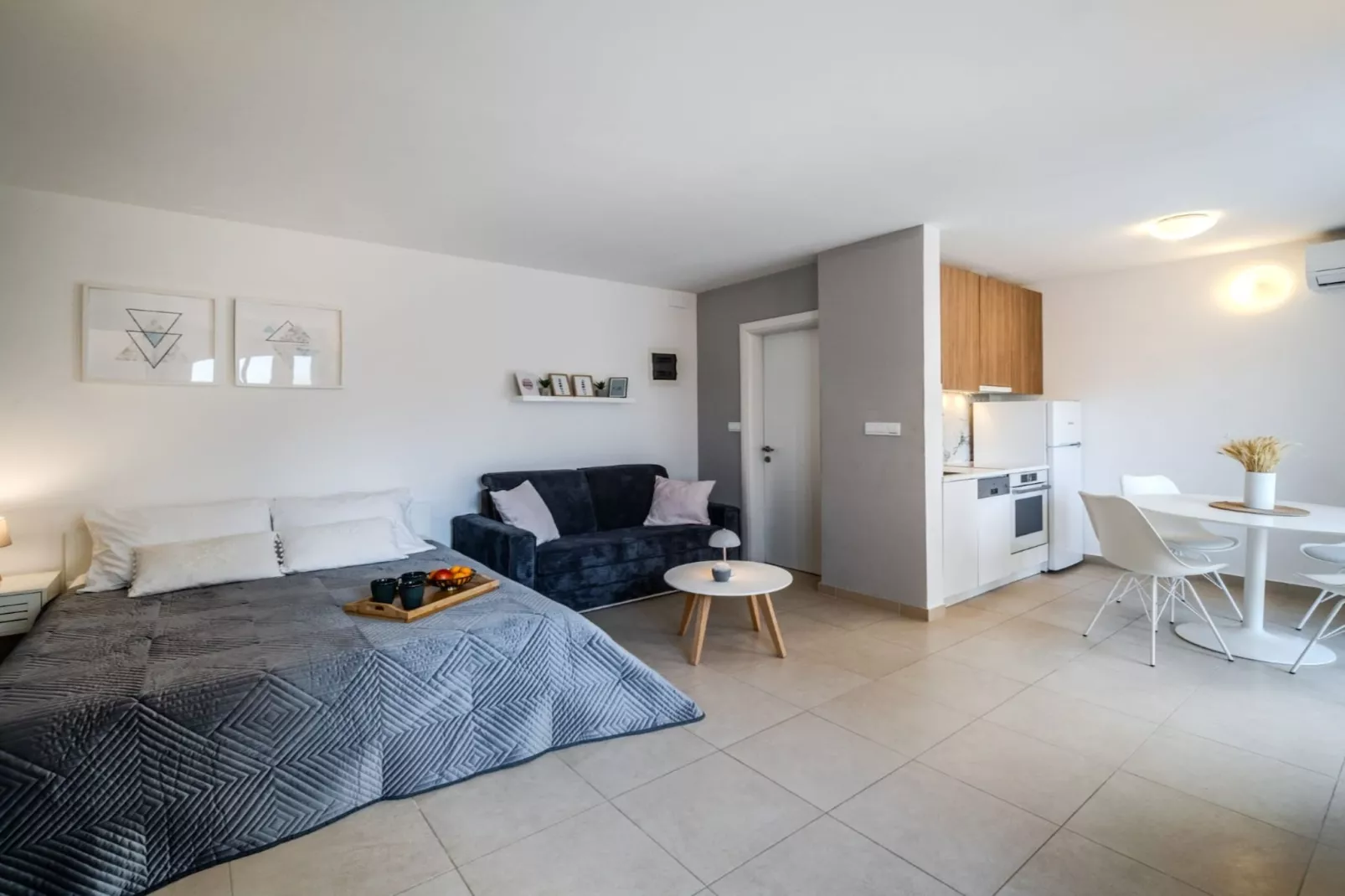 Apartments Tomy - Studio Apartment with terrace - Slaapkamer