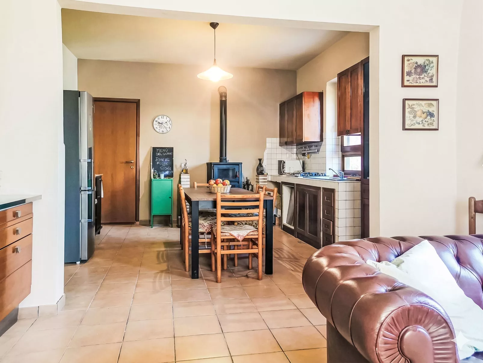 Velia's House - Binnen