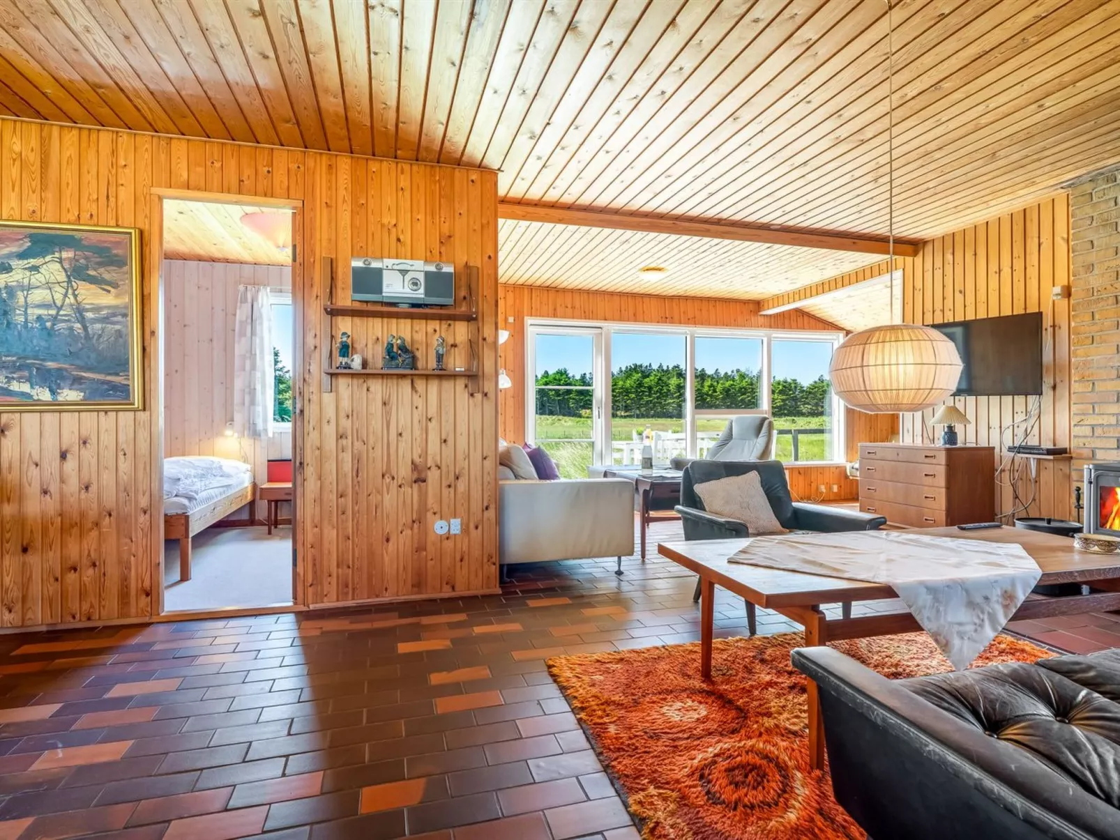 "Gunborg" - 800m from the sea - Binnen