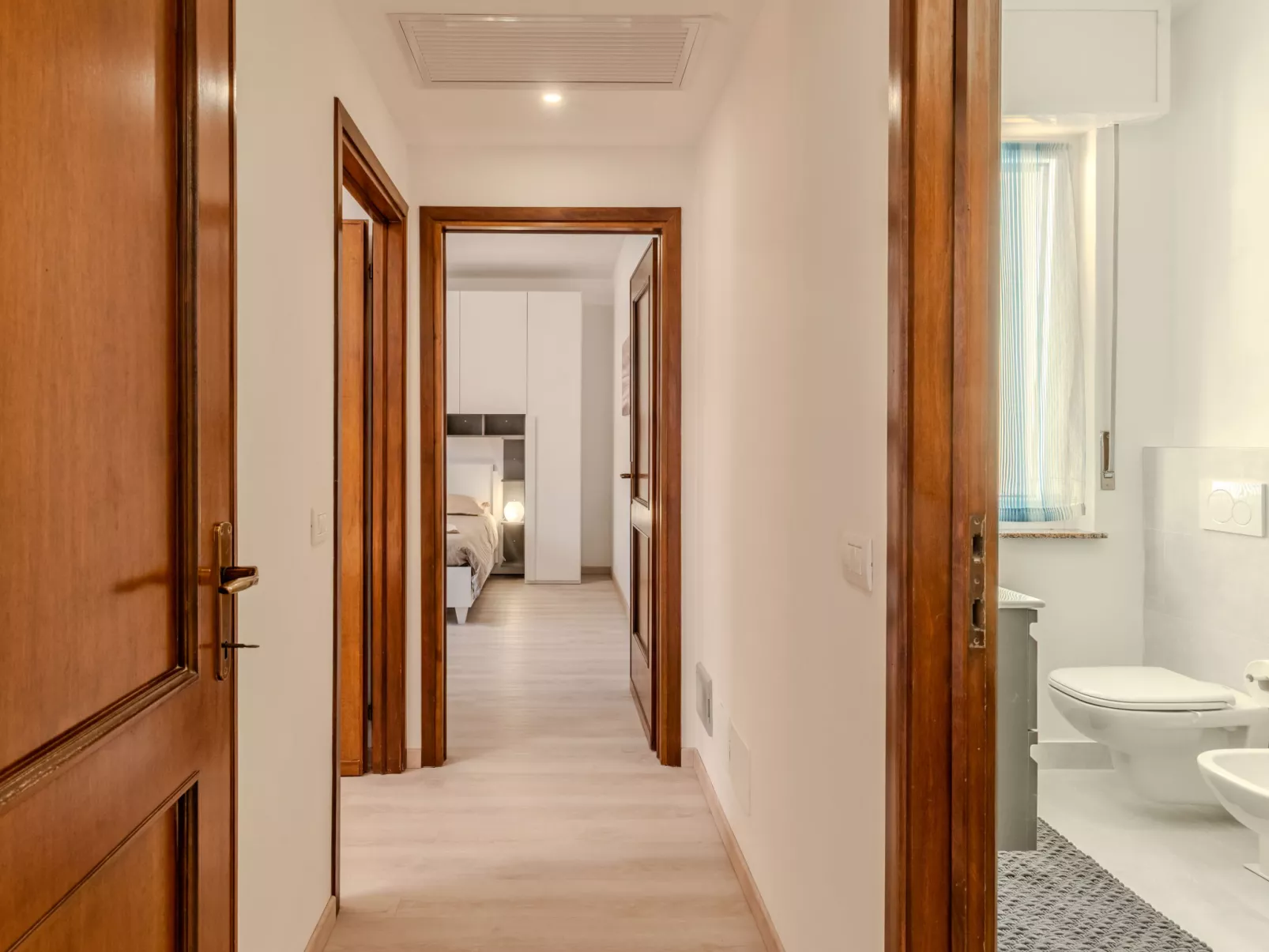 La Finestra su Bellagio - Binnen