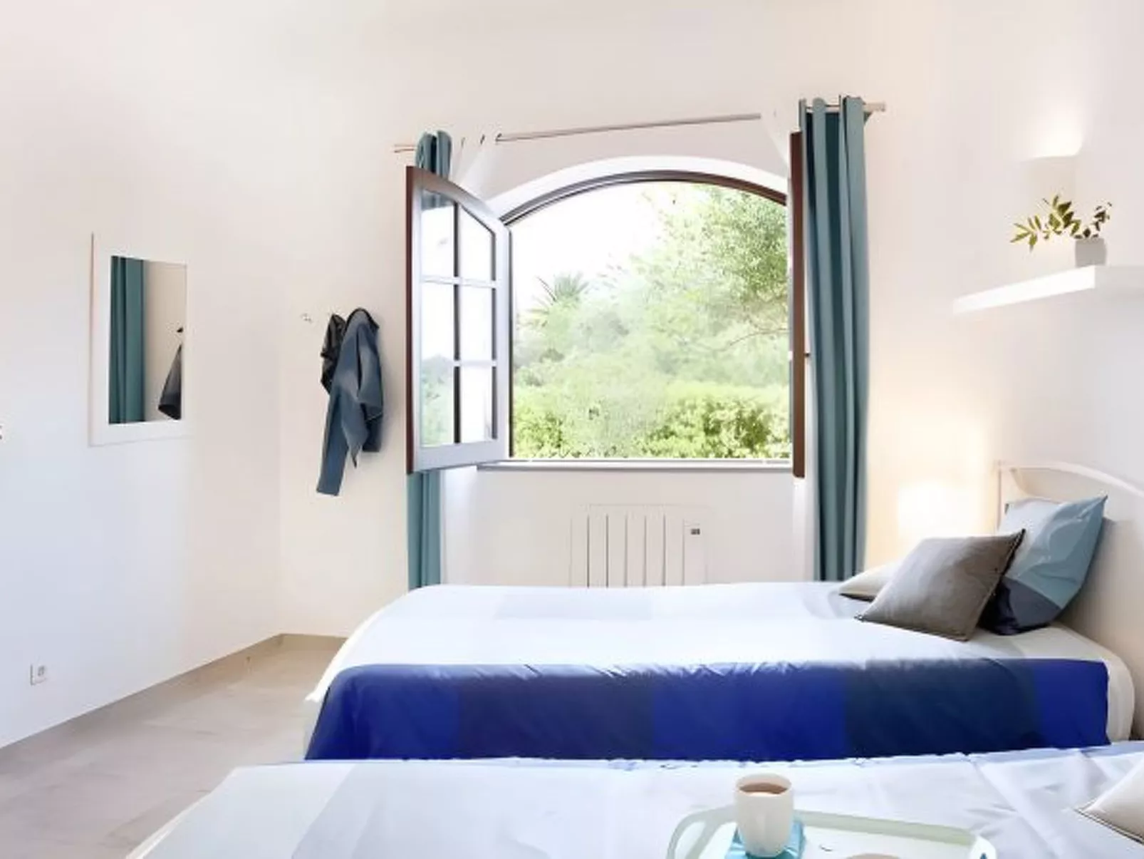 Casa Albardeira at Meia Praia - Binnen