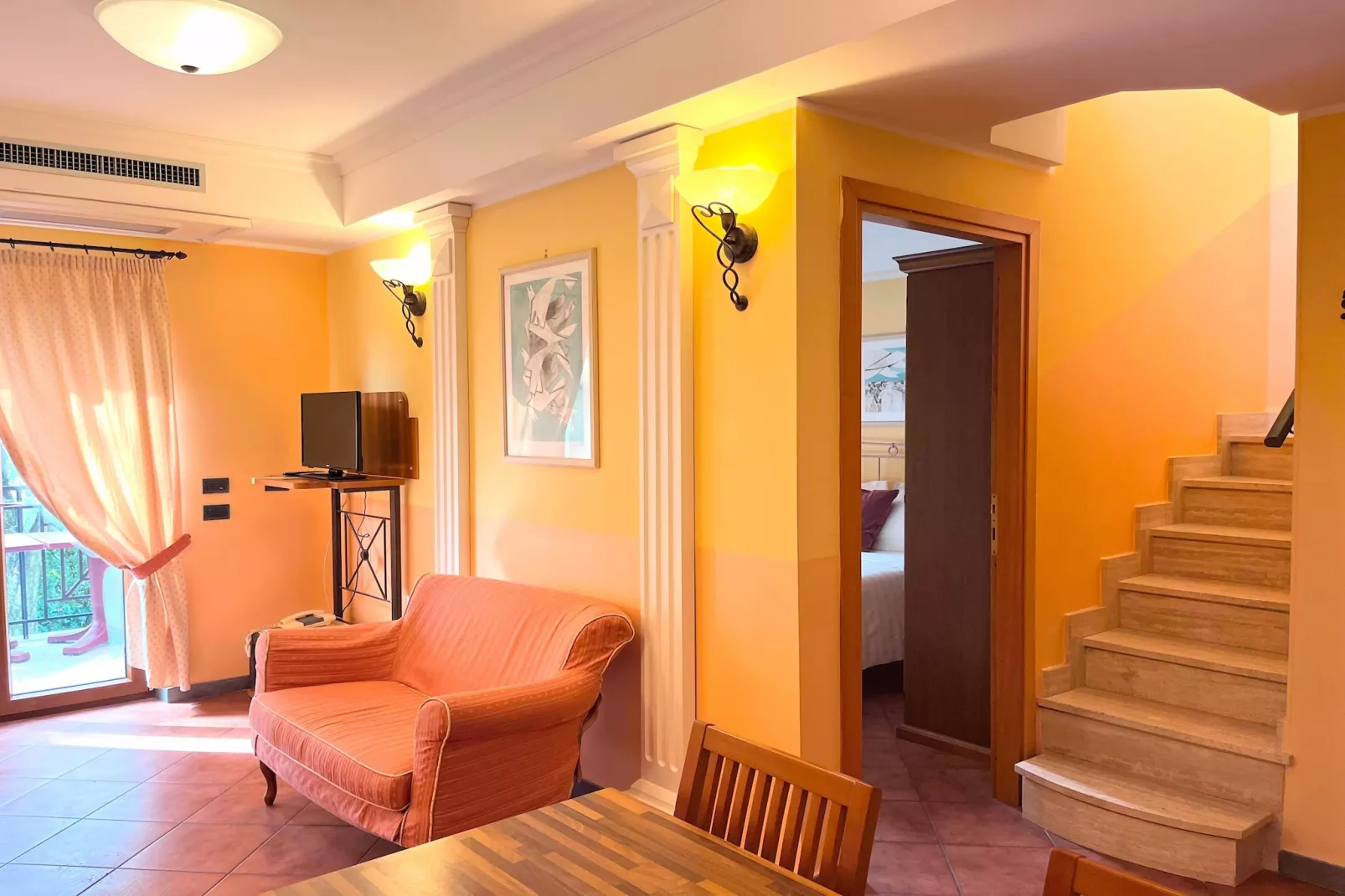 Quadrilocale vista giardino 217 - 4 pax - Eetkamer