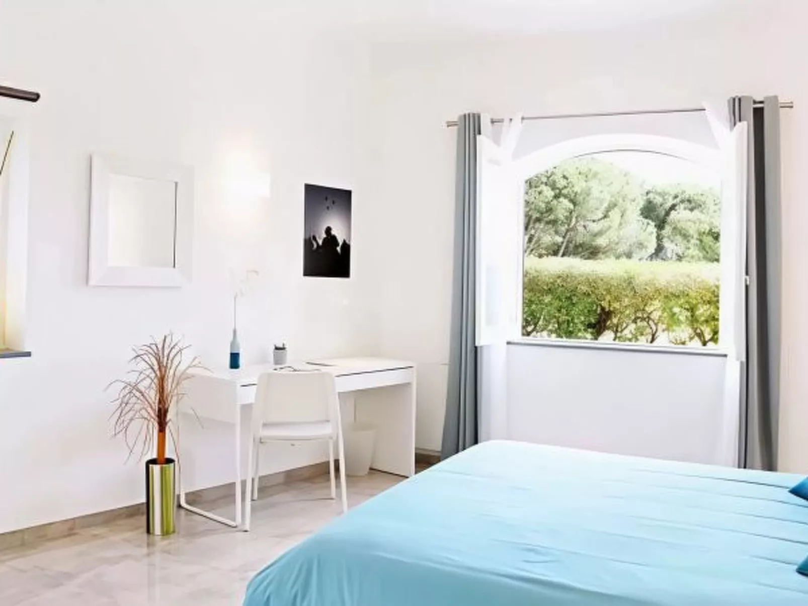 Casa Albardeira at Meia Praia - Binnen