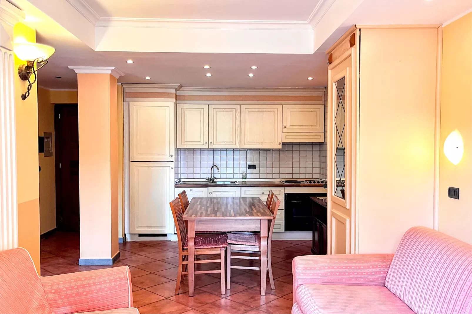 Quadrilocale vista giardino 217 - 4 pax - Eetkamer